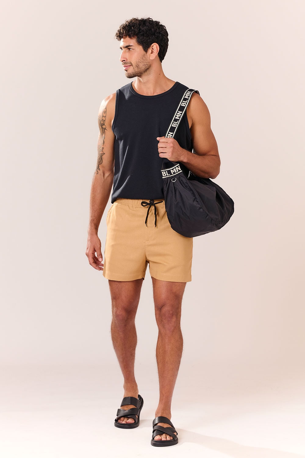 short-jr-bd26-areia-bermuda-masc.-38-ao-52_4