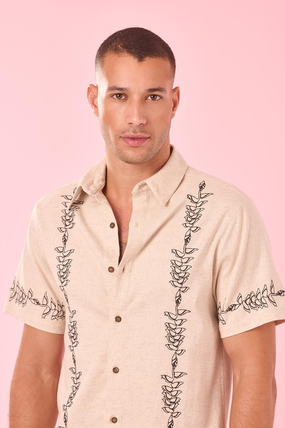 camisa-florida-bordado-heliconia-liso-cru-p-ao-3g-novo_2